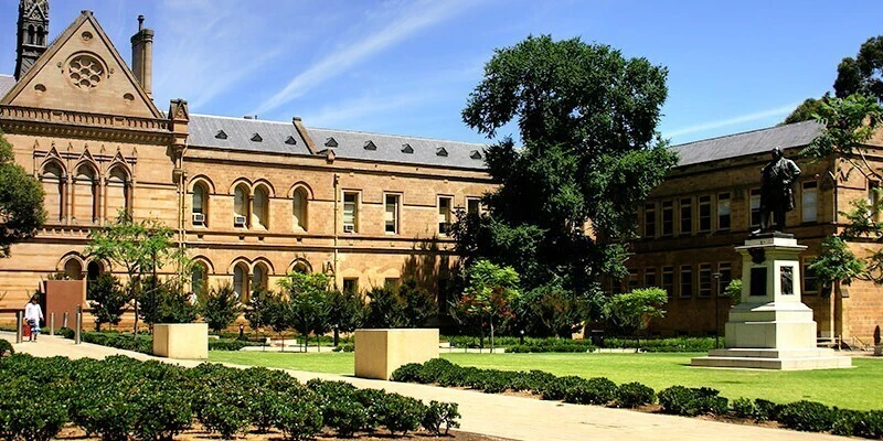 Earn a Group of Eight Degree at a More Affordable Cost Than You Think