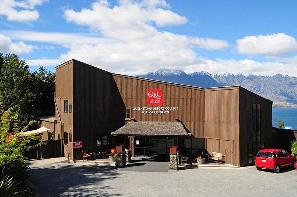 Queenstown Resort College, New Zealand