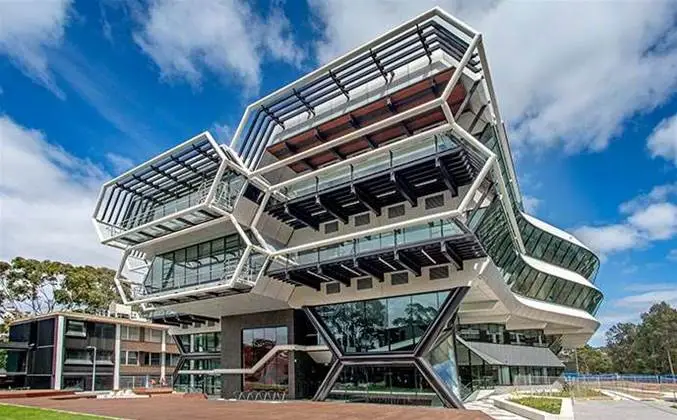 1:1 Application Review with Monash University: Maximize Admission Opportunities & Scholarships up to 100%