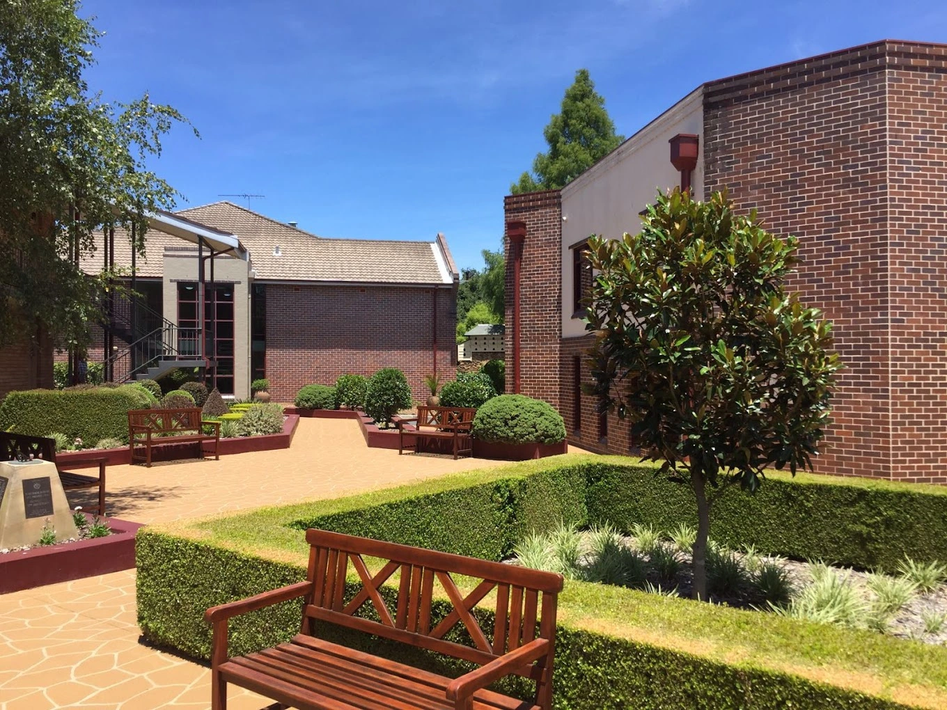 Scholarships 10% – 50% + Paid Internships in Australia with Torrens University & Blue Mountains International Hotel Management School