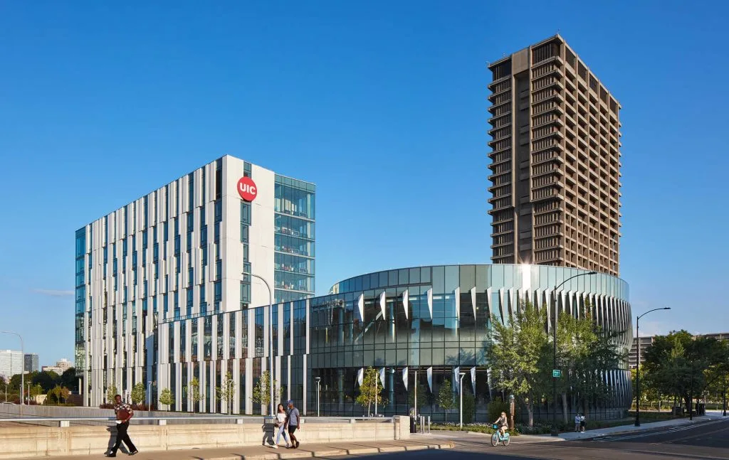 UIC – ALL IN ONCE – THE BEST CHOICE FOR STARTING YOUR U.S. DEGREE