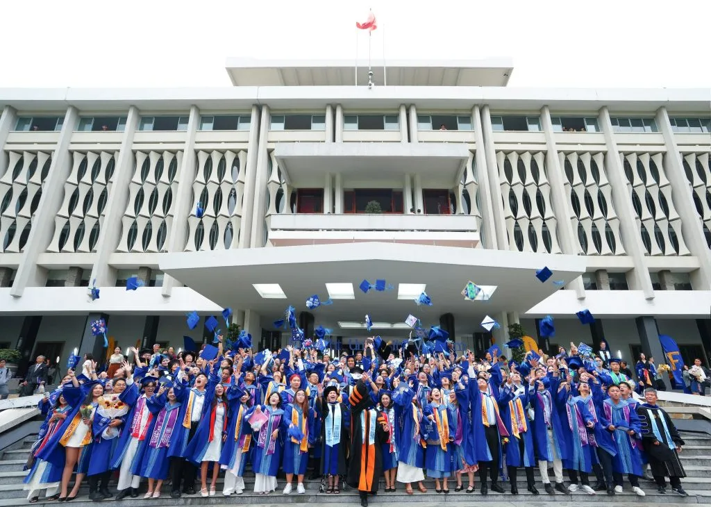 NHẬN HỖ TRỢ TỐT NHẤT KÈM QUÀ TẶNG: KHI NỘP HỒ SƠ ĐẠI HỌC FULBRIGHT VIỆT NAM QUA ĐỨC ANH EDUCONNECT