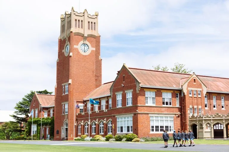 Học tại Geelong Grammar School (GGS)- Australia Để trở thành nhà lãnh đạo & doanh nhân thành đạt!