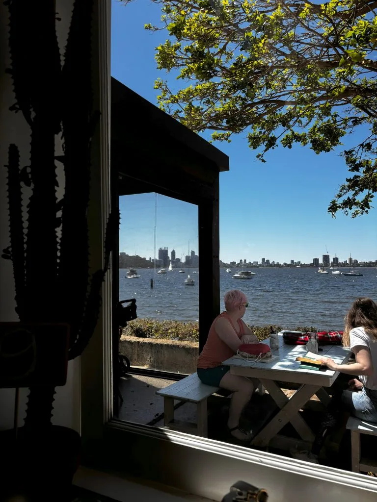 NHỮNG ĐIỀU THÚ VỊ VÀO MÙA XUÂN Ở PERTH KHIẾN DU HỌC SINH MÊ MẨN